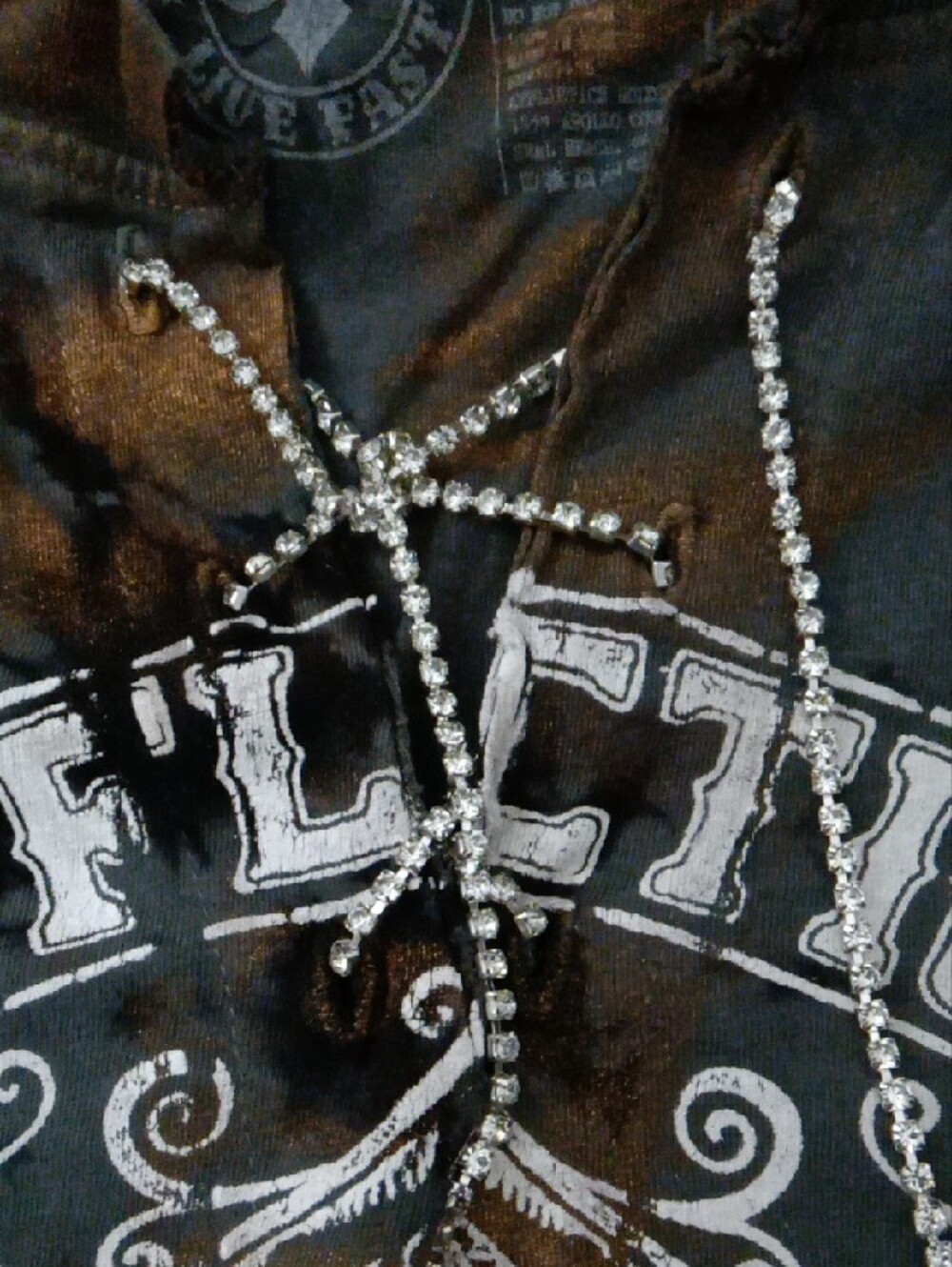 NWOT - Affliction Black and Rust Tie-Dye Tee with Ornate White Cross